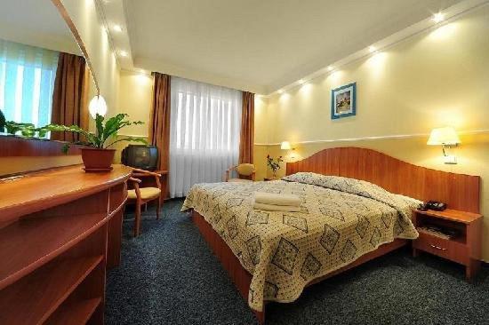 Hotell Korona & Restauracja 2*